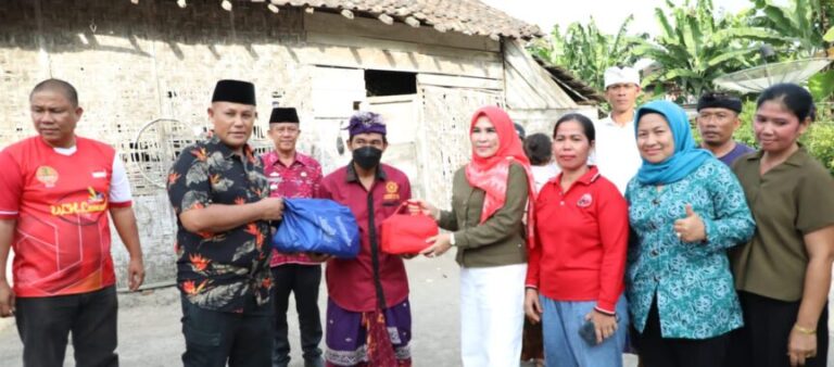 Bupati Nanang Ermanto Gulirkan Bantuan Bedah Rumah Untuk Warga Kecamatan Ketapang